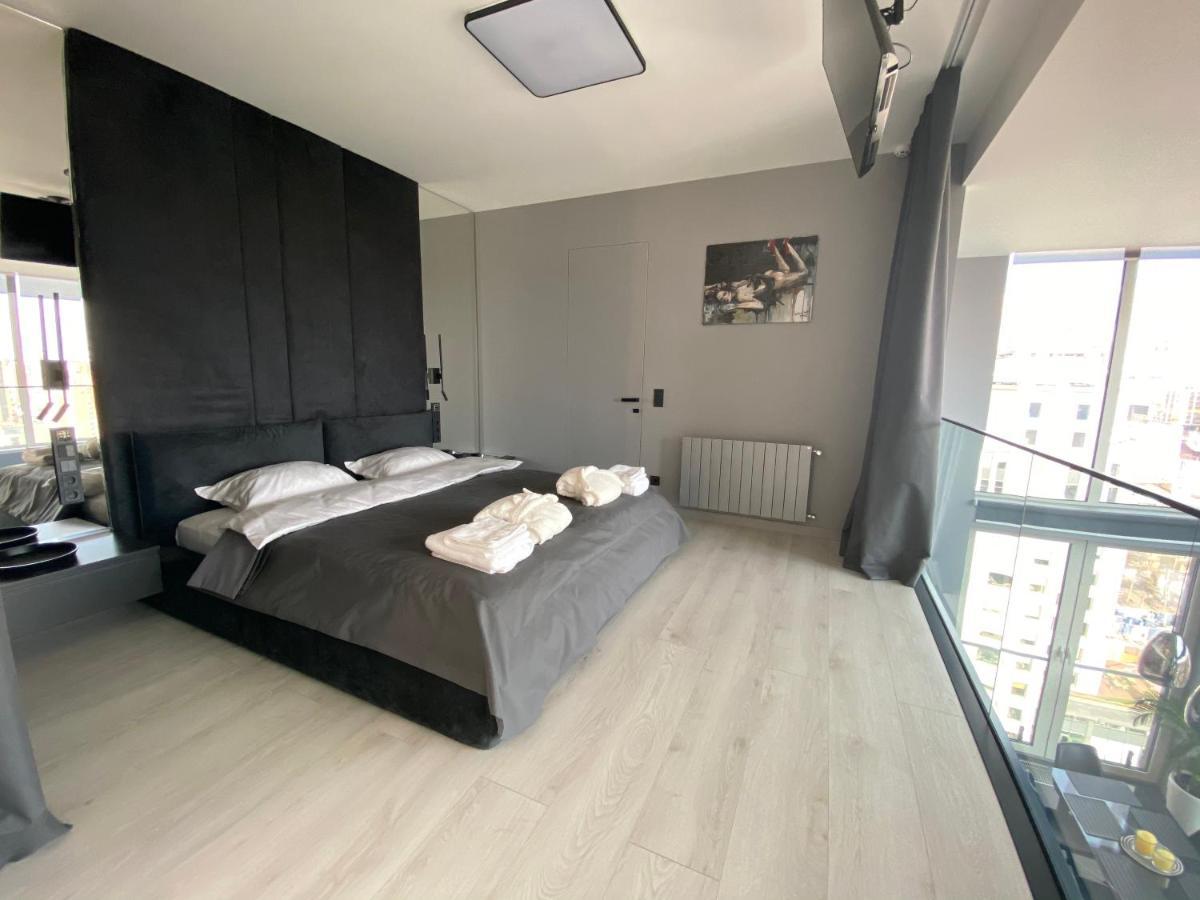 The Penthouse Kyiv Apartment Екстериор снимка